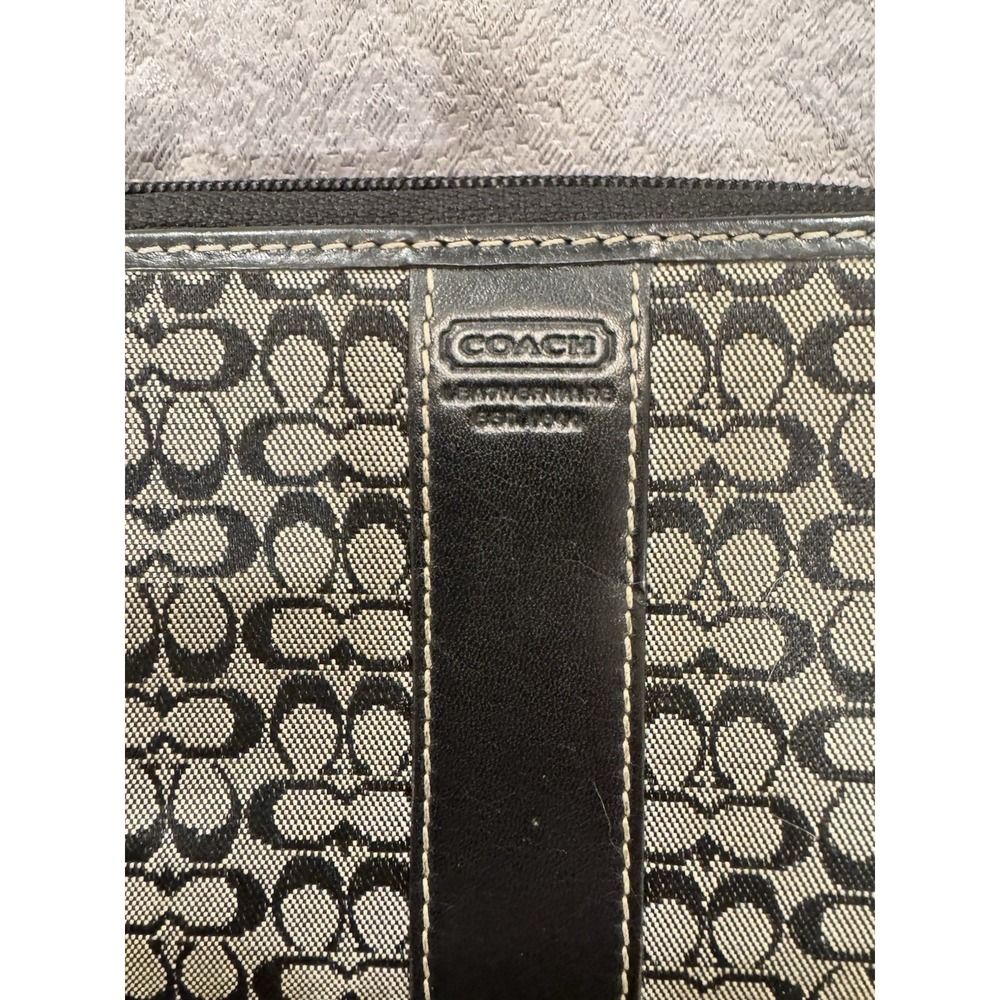 Coach Leather Wallet Black with C Logo Zip Around Multi Pocket In Black - Picture 2 of 11